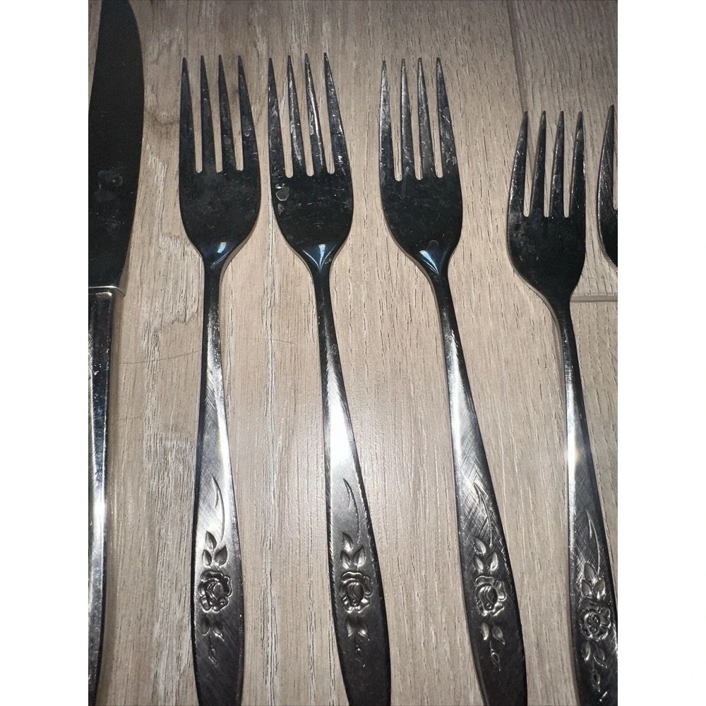 20 PIECES‎  ONEIDA COMMUNITY ROSE SHADOW STAINLESS FLATWARE Fork Spoon Knife